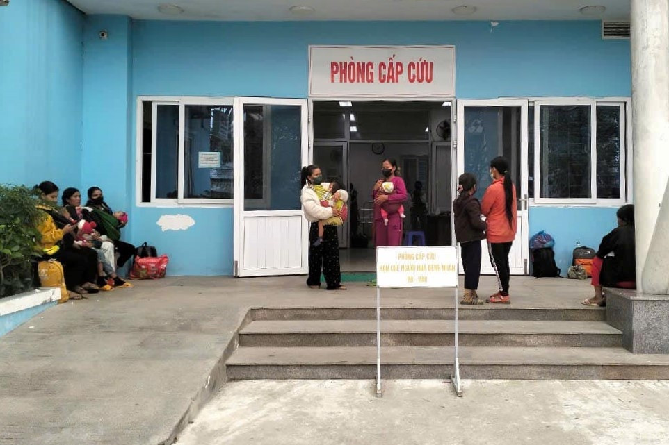 2 học sinh miền núi tử vong do sốt cao: Gia đình không đưa đi viện, chỉ cúng bái