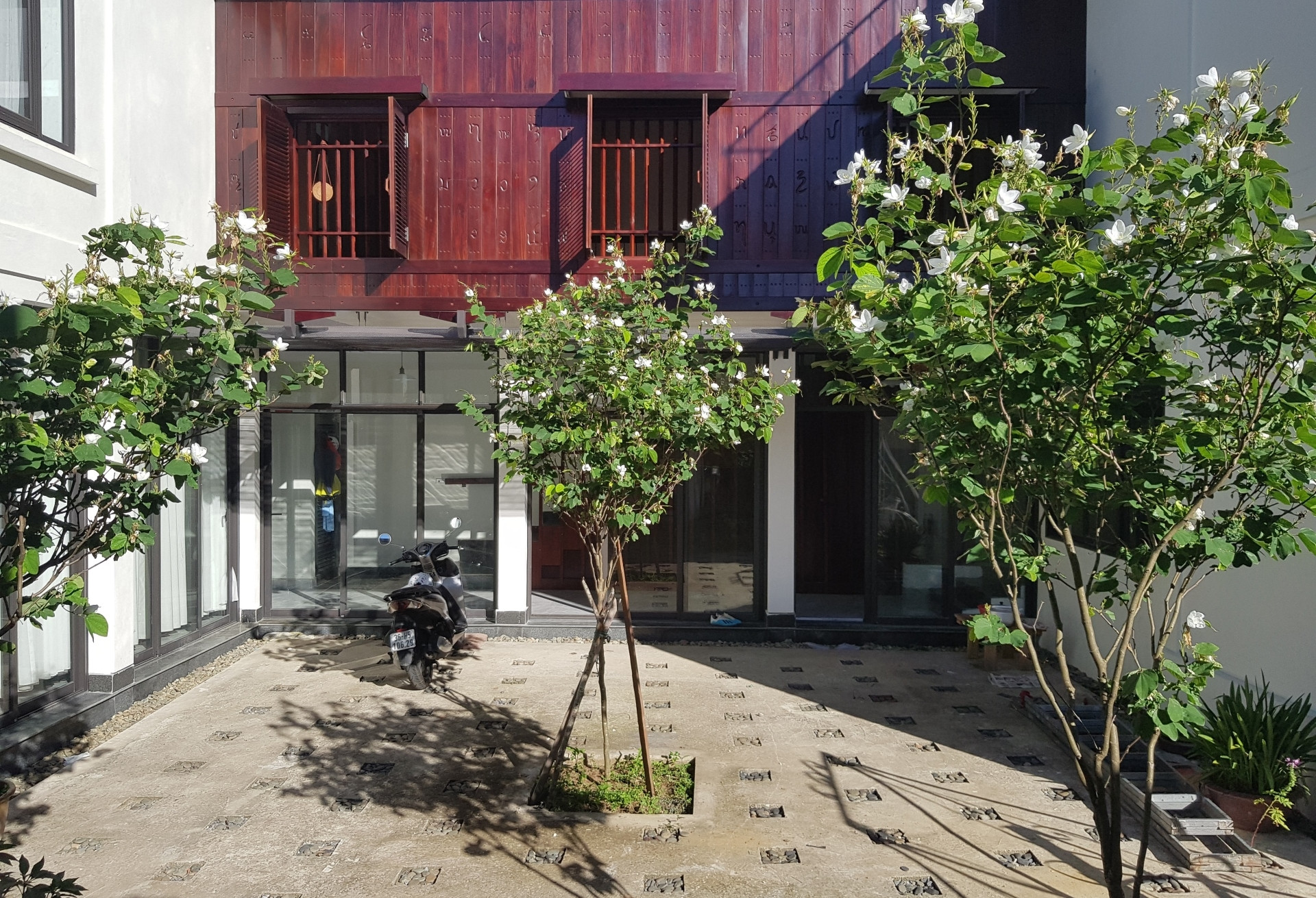 a1Độc đáo ngôi nhà ở Thanh Hóa.jpg