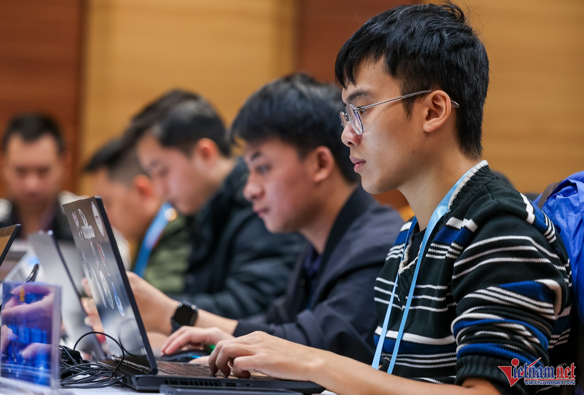 W-dien tap an ninh mang 2024 66 116253.jpg