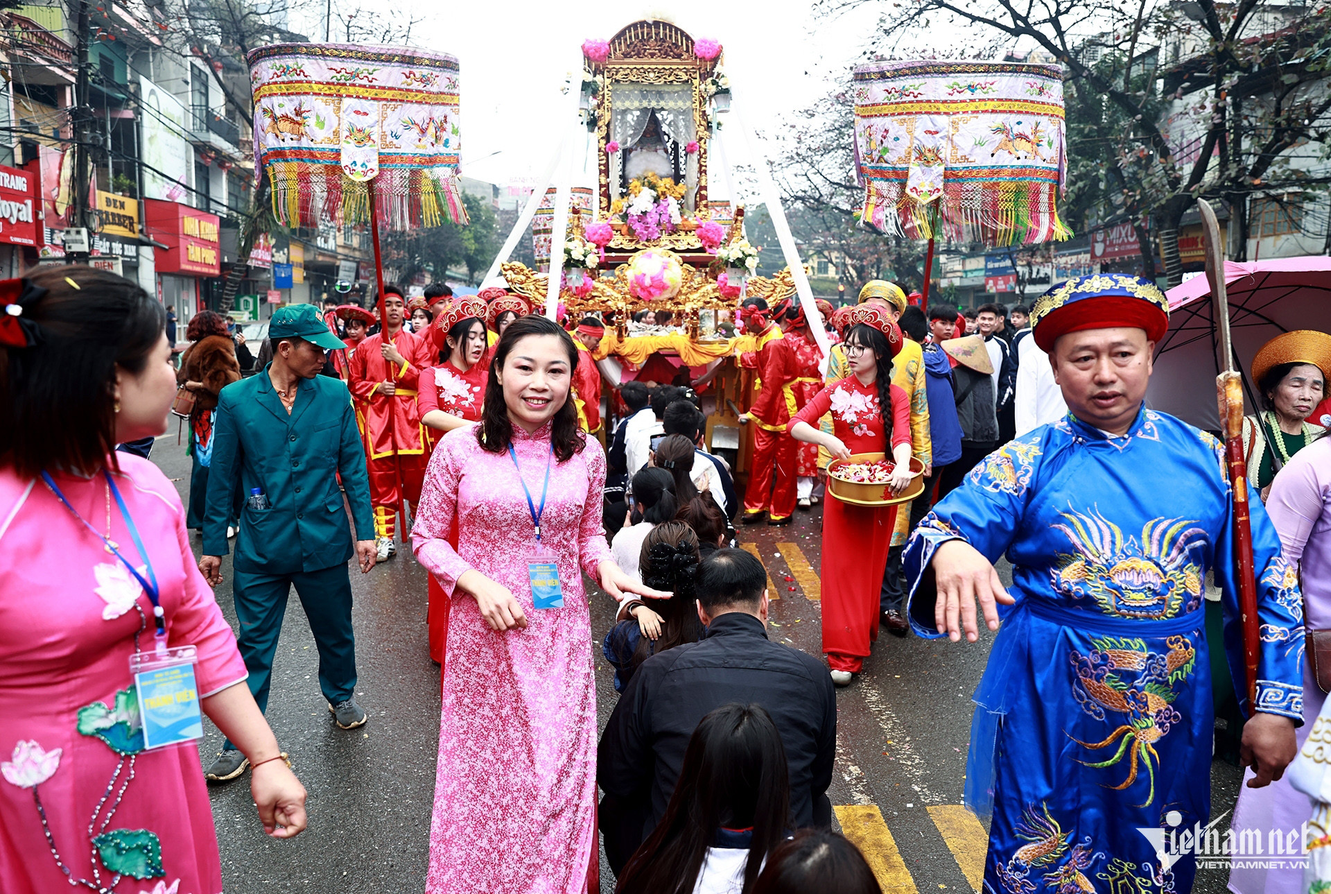 2a le hoi den ha den thuong den y la 7307 95724 (1).jpg