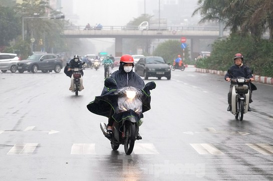 Bản tin sáng 11/3: Hà Nội mưa phùn và nồm ẩm, Nam Bộ có nơi trên 35 độ
