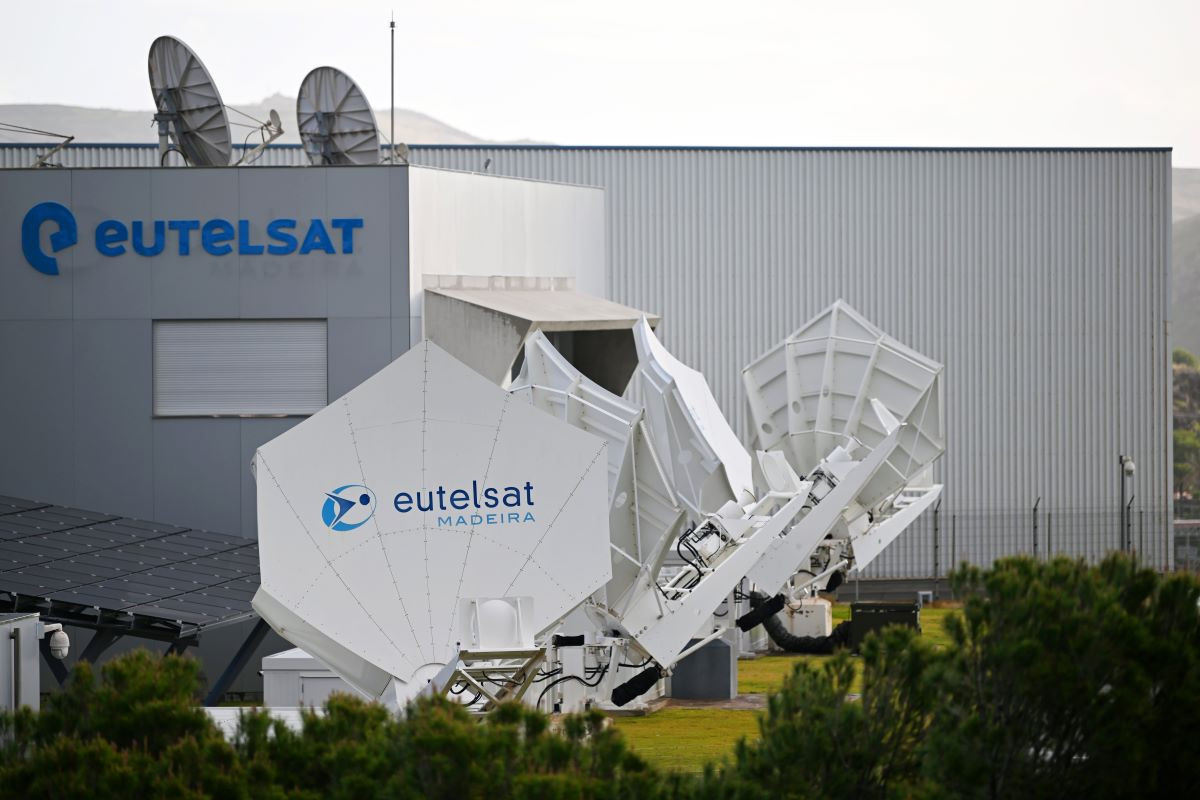 eutelsat-60370.jpg?width=0&s=3yMjVCT8X_LJJWmtBE5nTQ