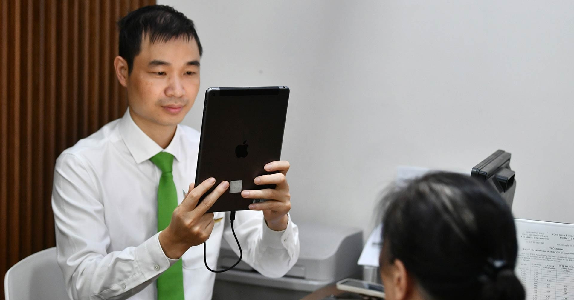 Sẽ ra sao nếu giờ này tài khoản ngân hàng chưa xác thực sinh trắc học?