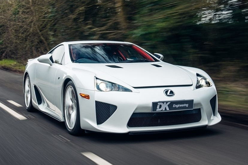 Siêu xe Lexus LFA của 'Mr. Bean' tăng giá gấp 3 lần sau hơn 10 năm