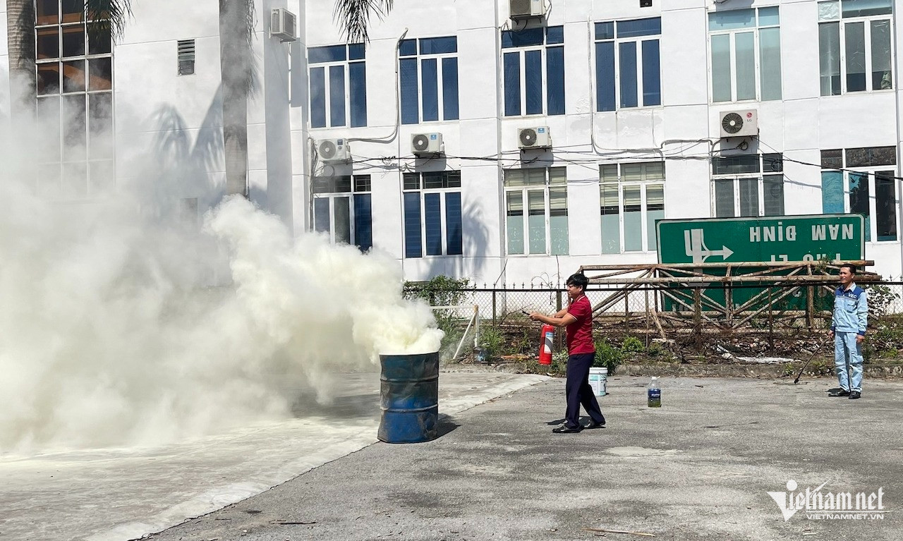 W-chua chay 92590.jpg