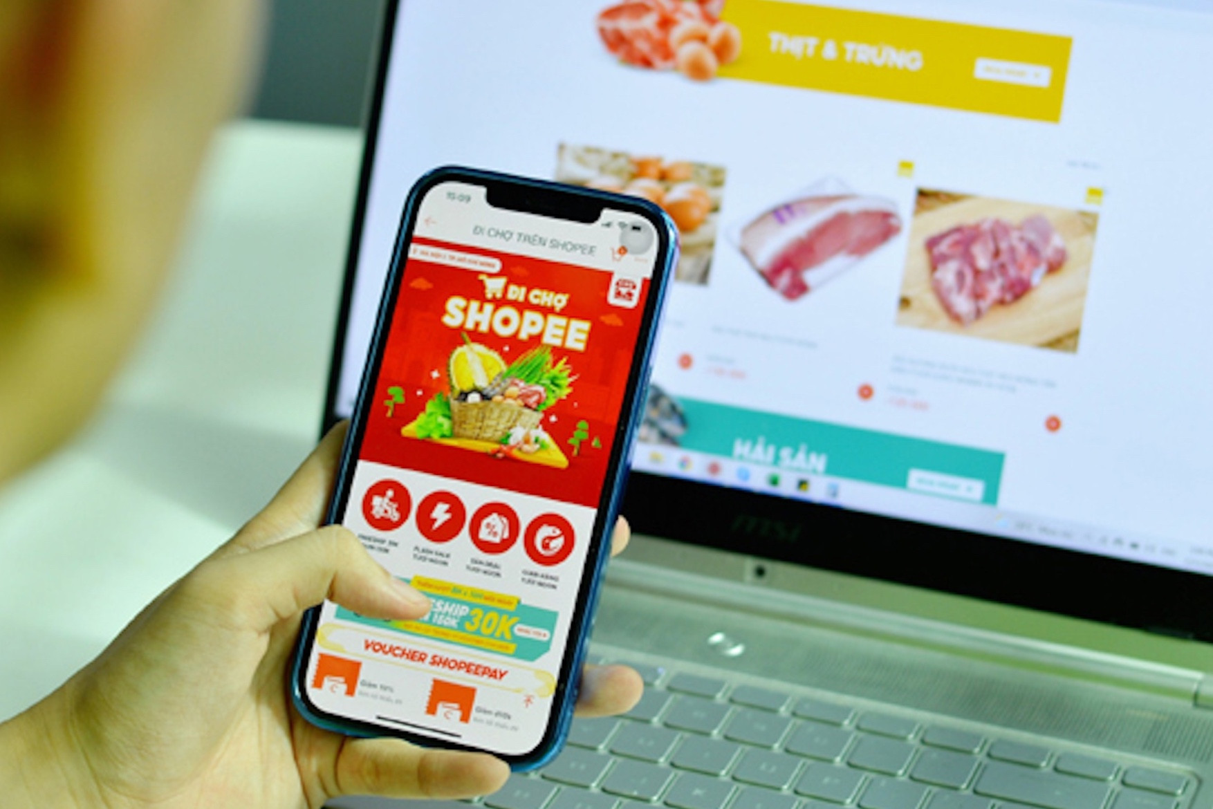 di cho shopee kenh mua sam thuc pham online tien loi.jpg