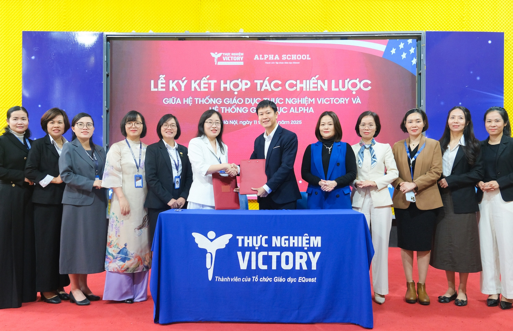 Hệ thống Giáo dục Alpha và Victory hợp tác chiến lược