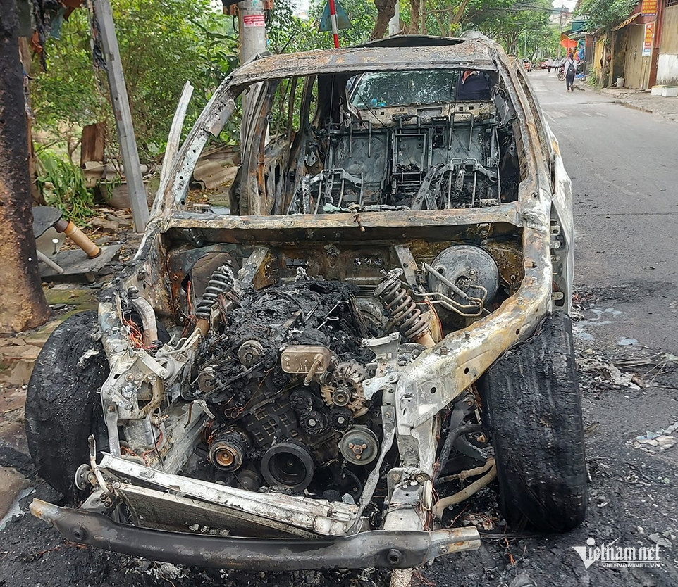 W-chay xe bmw 753.jpg