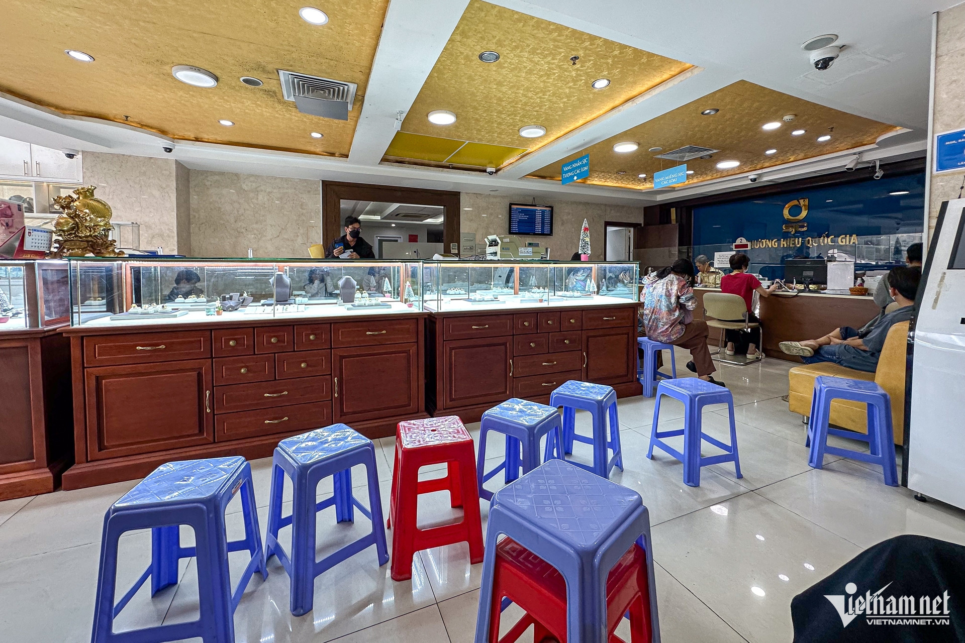 W-vàng   nguyễn huế 14.jpg