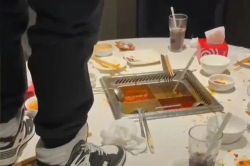 Haidilao lên tiếng sau sự cố khách hàng tiểu vào nước lẩu