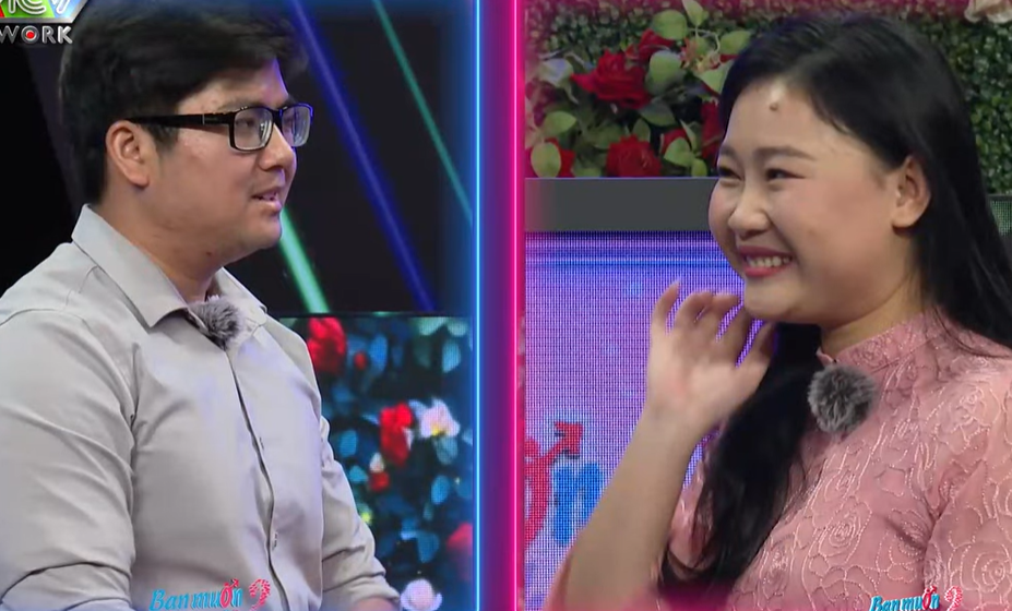 Chàng trai mê truyện tranh phải lòng nàng thích Hello Kitty tại show hẹn hò