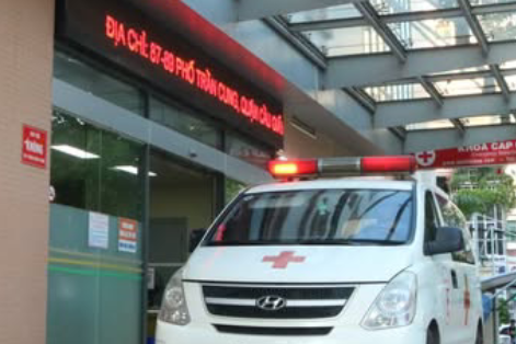 Nam thanh niên cầu cứu bác sĩ sau sai lầm khi đi công tác