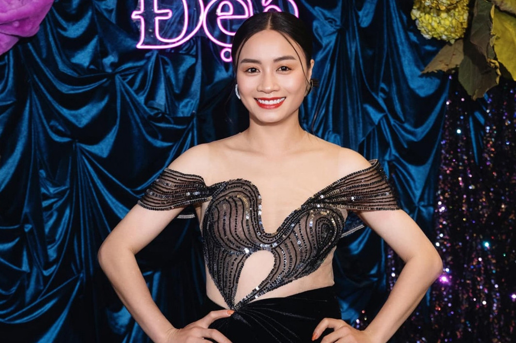 Ngắm sự &amp;apos;biến hóa&amp;apos; ấn tượng của Hoa khôi bóng đá Hoàng Thị Loan