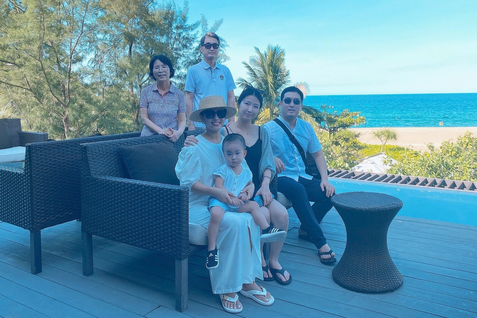 4 năm, nàng dâu Việt đưa bố mẹ chồng Hàn đi hơn 20 khu nghỉ đắt đỏ