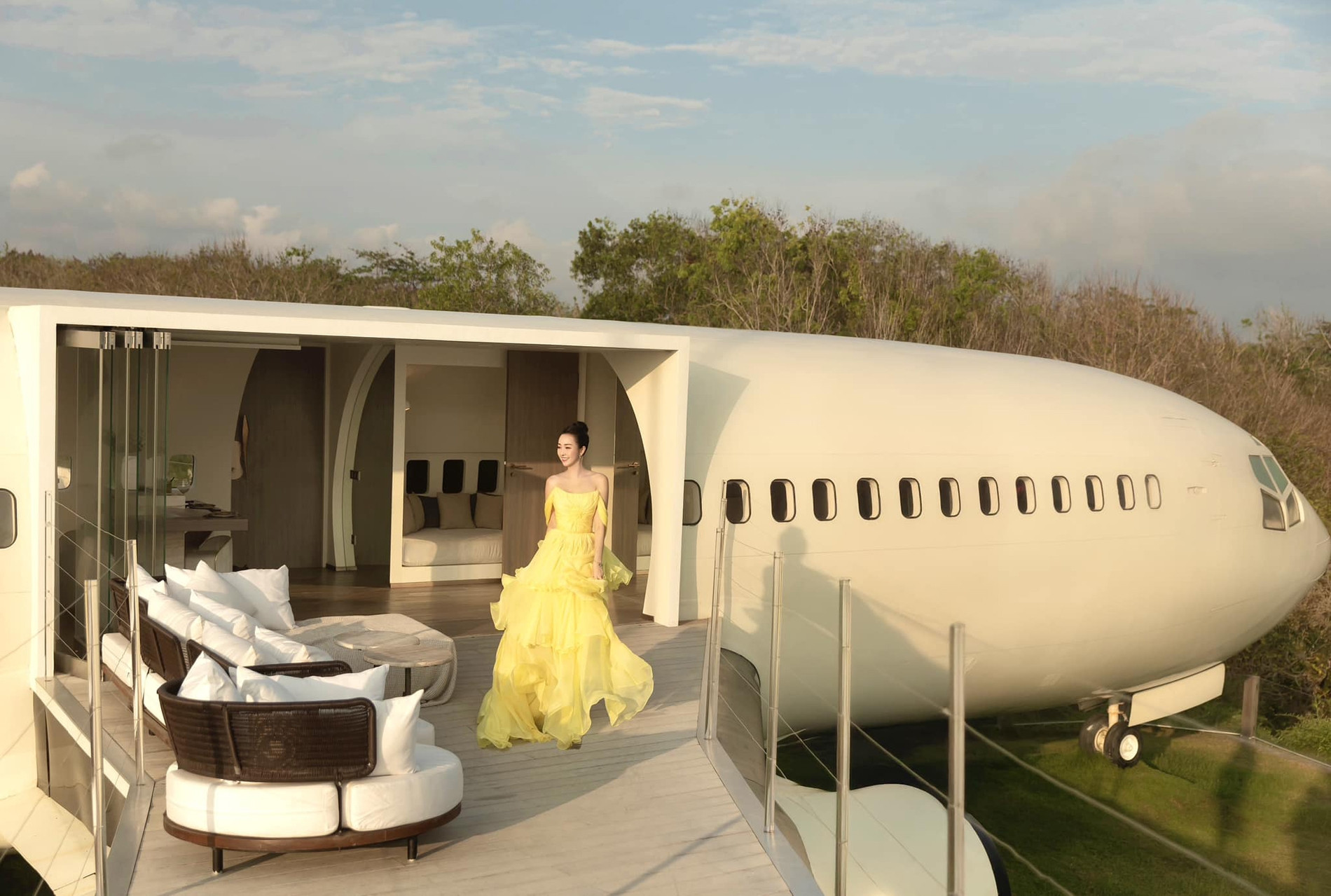 Cô gái TPHCM trải nghiệm 'biệt thự bay' độc lạ, có đủ góc chụp 'nghìn like'