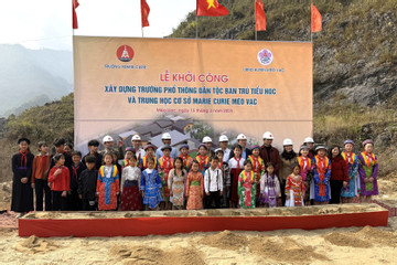 Khởi công trường học 100 tỷ đồng thầy Nguyễn Xuân Khang tặng học trò vùng cao