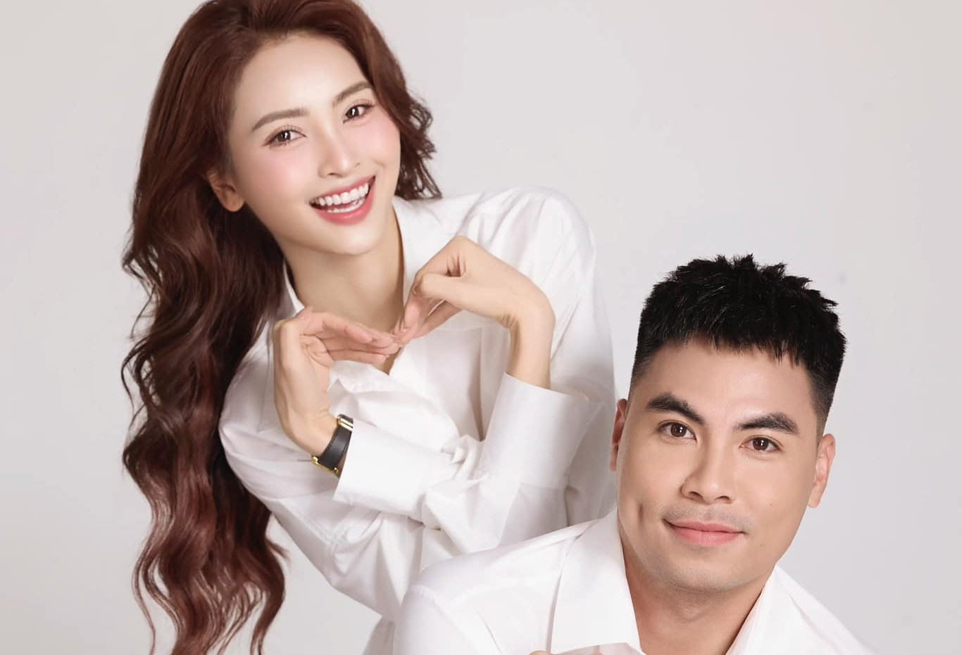 MC Huyền Trang VTV và cầu thủ Đức Huy, cặp tình nhân đẹp của showbiz Việt