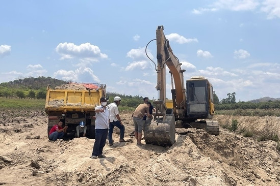 Bản tin chiều 16/3: Tài xế tử vong vì bị cần máy múc va trúng đầu