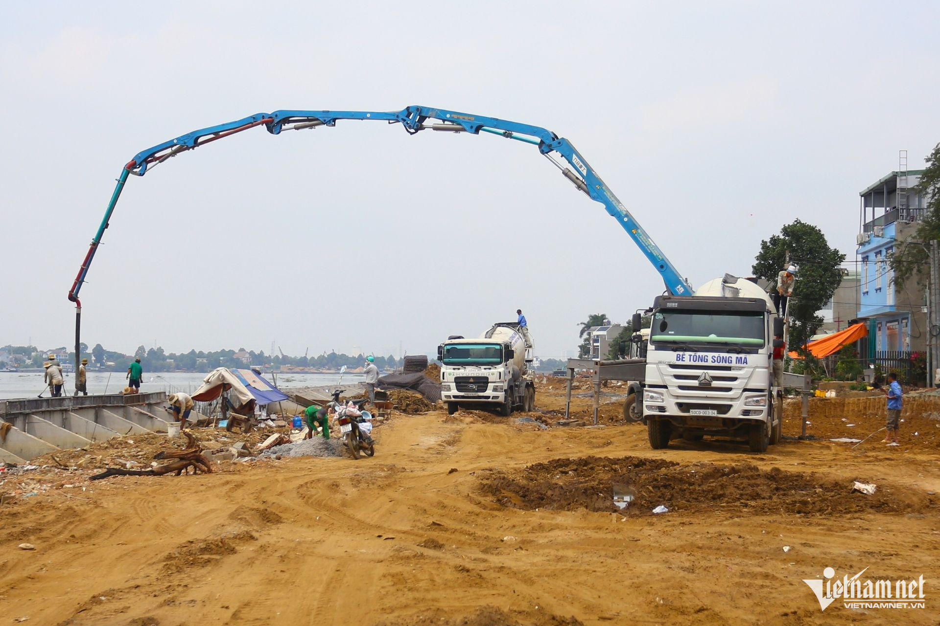 W-duong ven song7.jpg