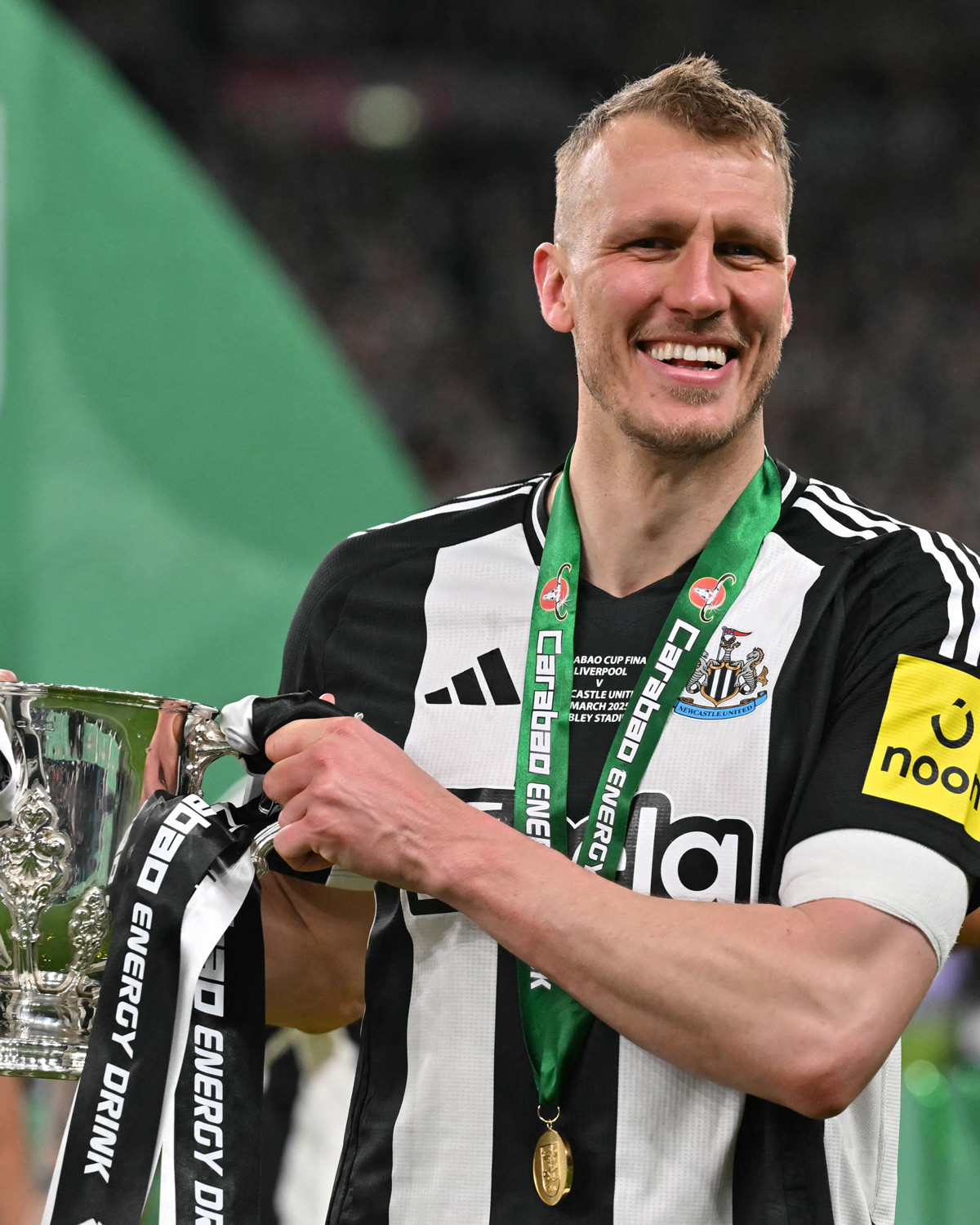 NUFC. Dan Burn Newcastle Liverpool.jpg