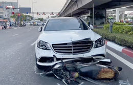 Vụ xe Mercedes tông hàng loạt xe máy ở Thủ Đức: Một nữ sinh viên tử vong