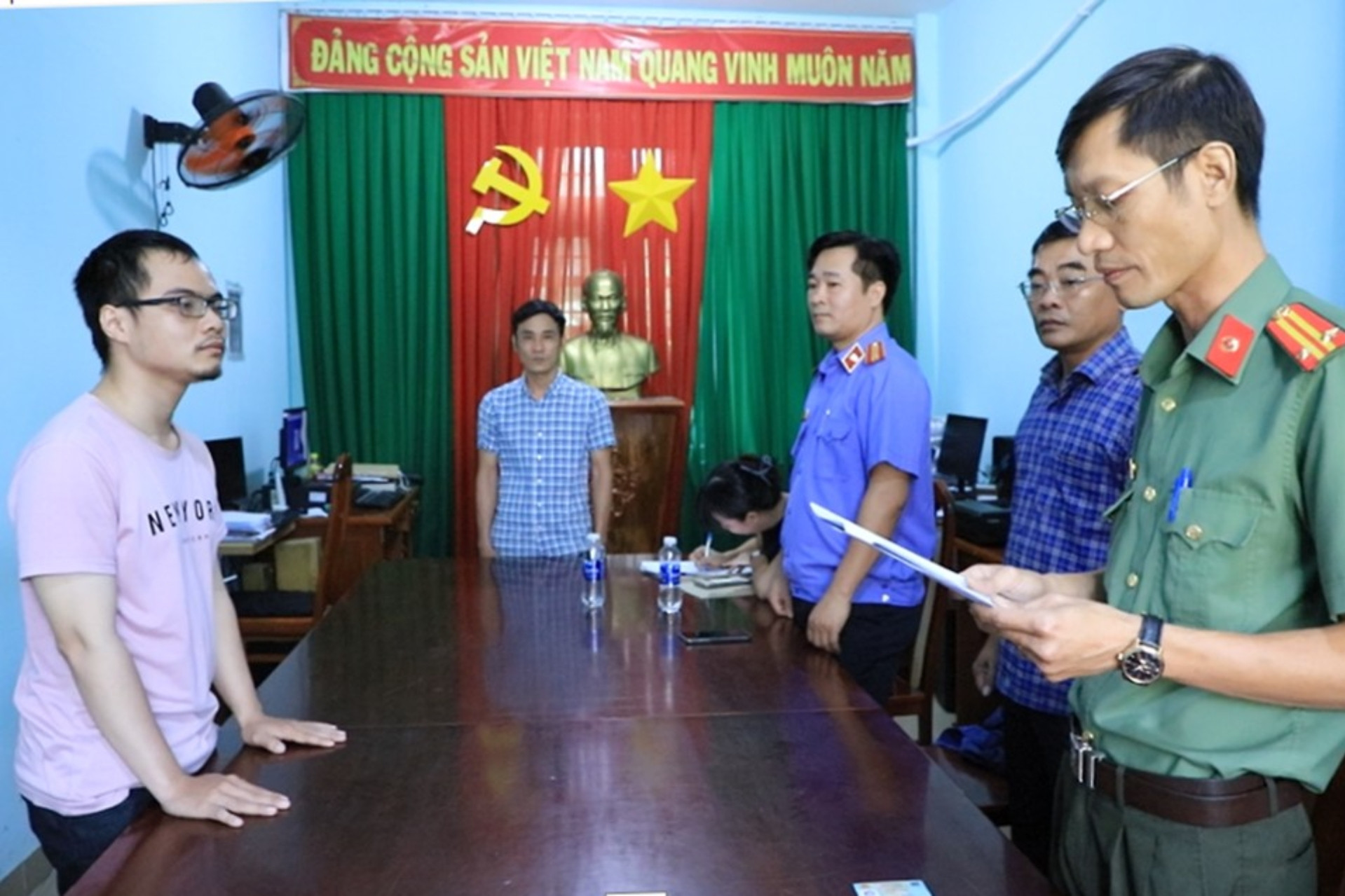 Bắt tạm giam đối tượng ở Đồng Nai hoạt động trong tổ chức phản động