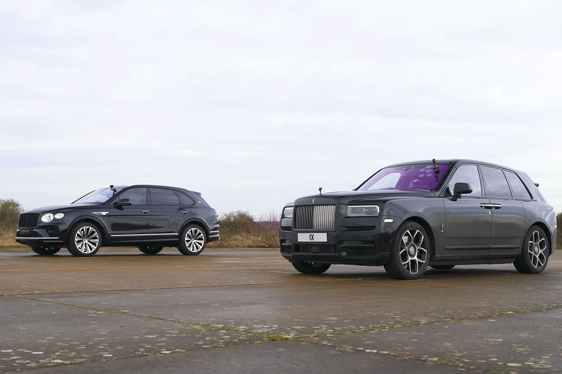 Cuộc đua tốc độ giữa hai SUV siêu sang: Rolls-Royce và Bentley, ai sẽ chiếm ưu thế?