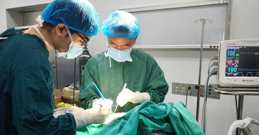 Học sinh lớp 2 phát hiện bệnh hiếm gặp khi ngã trong giờ ra chơi