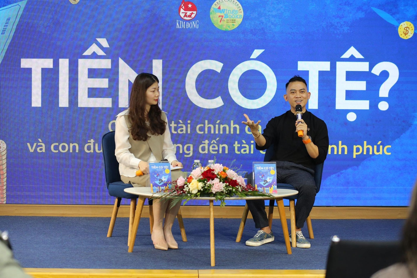 Tìm hiểu về tài chính hạnh phúc qua tác phẩm 'Tiền có tệ?'