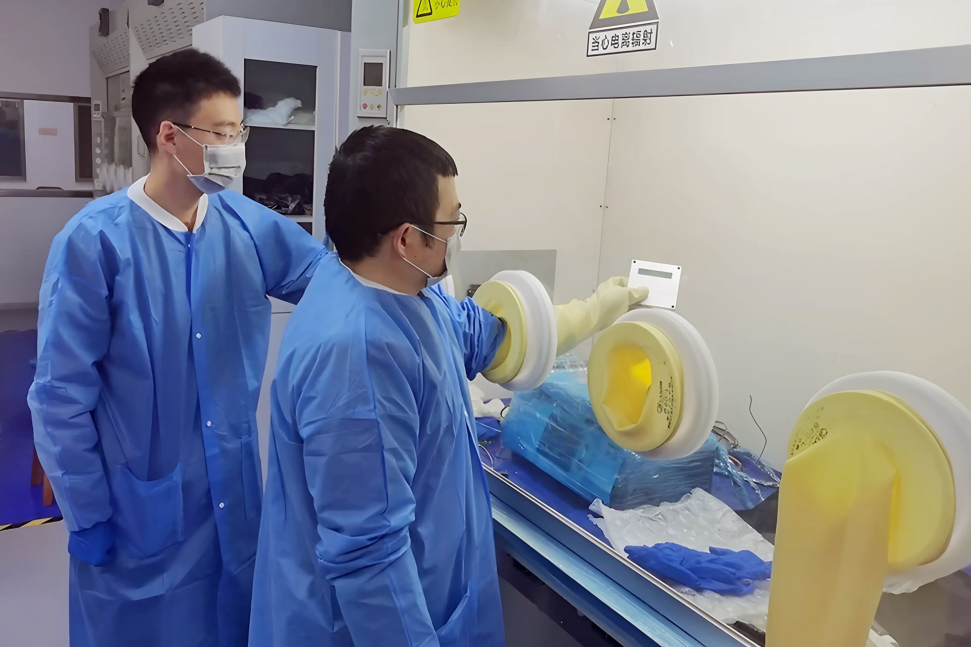 Trường đại học tuyên bố tạo được pin hạt nhân hoạt động trăm năm không cần sạc