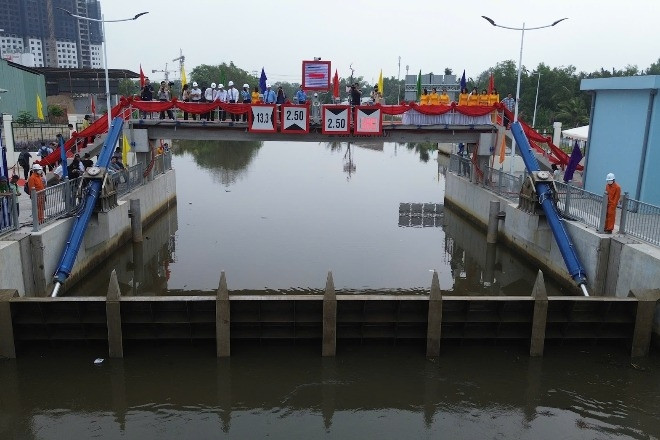 Vận hành cống ngăn triều gần 240 tỷ đồng chống ngập cho khu phía Tây TPHCM