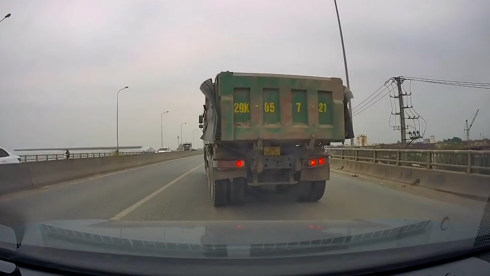 xe tai chen ep 3.jpg