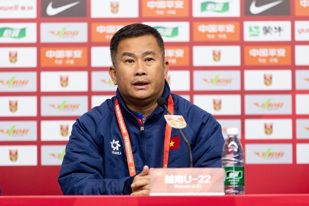 dinh hong vinh.jpg