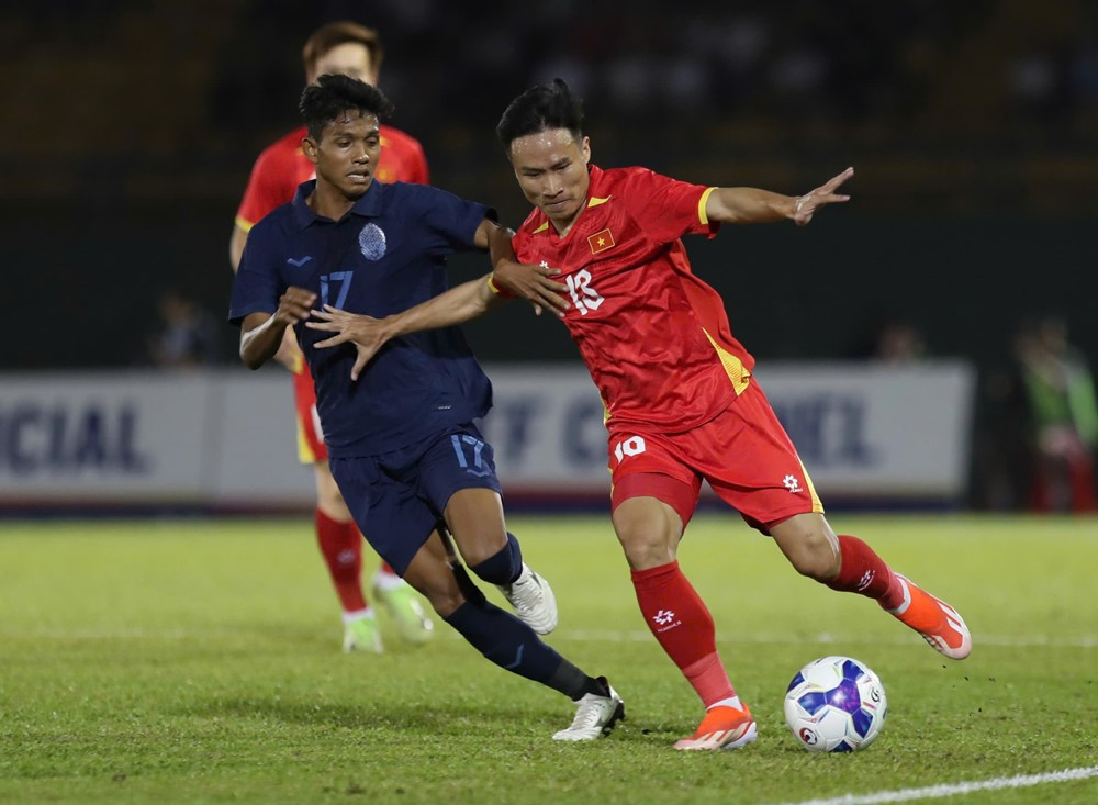 viet nam vs campuchia.jpg