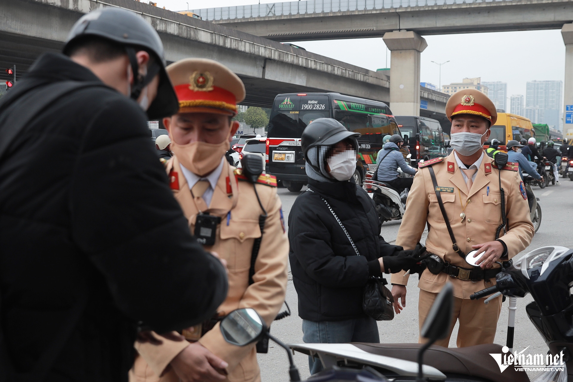 W-di len via he 4 copy.jpg