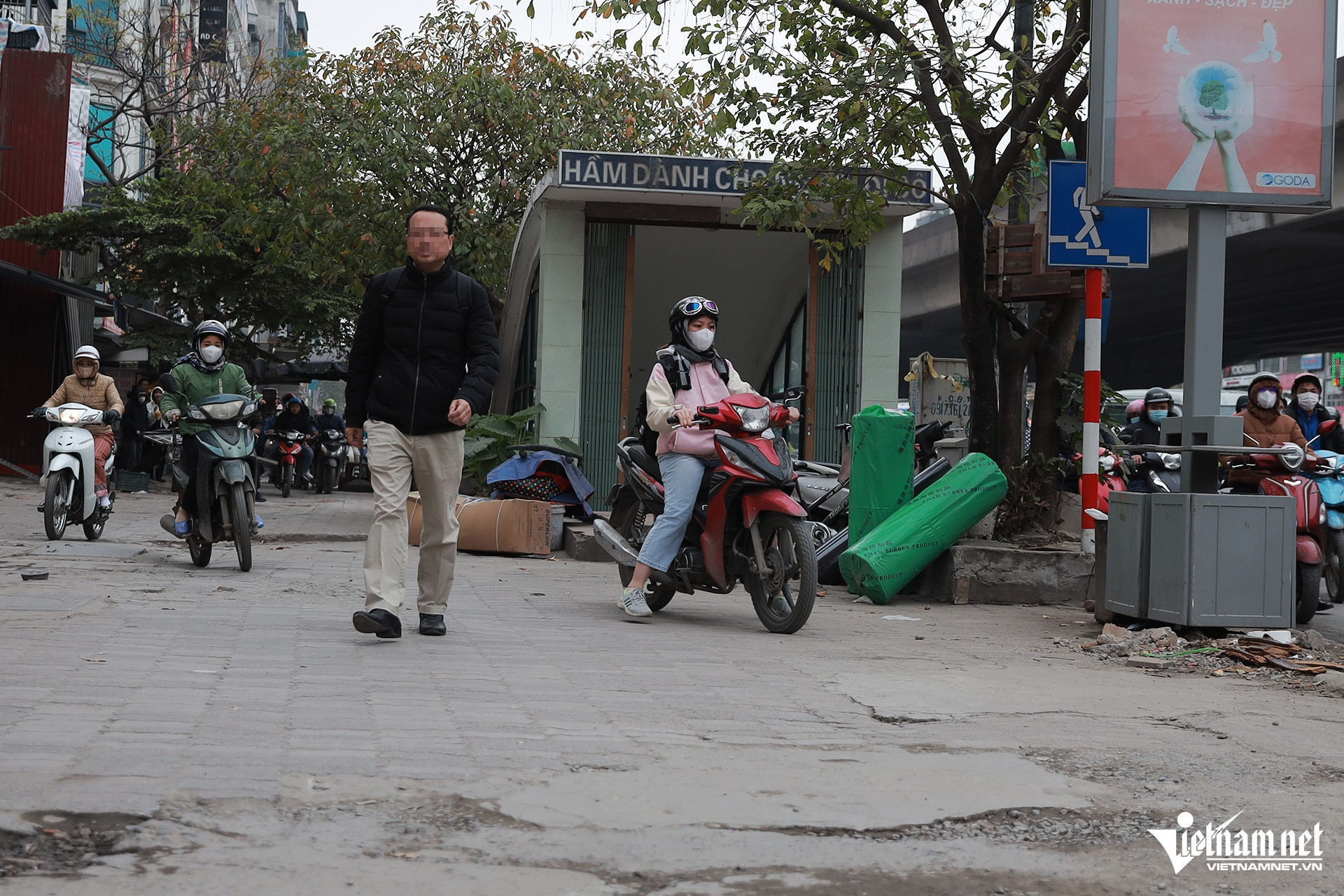 W-di len via he copy.jpg