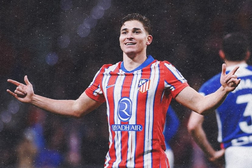 Alvarez hóa người hùng, Atletico chiếm đỉnh bảng Liga