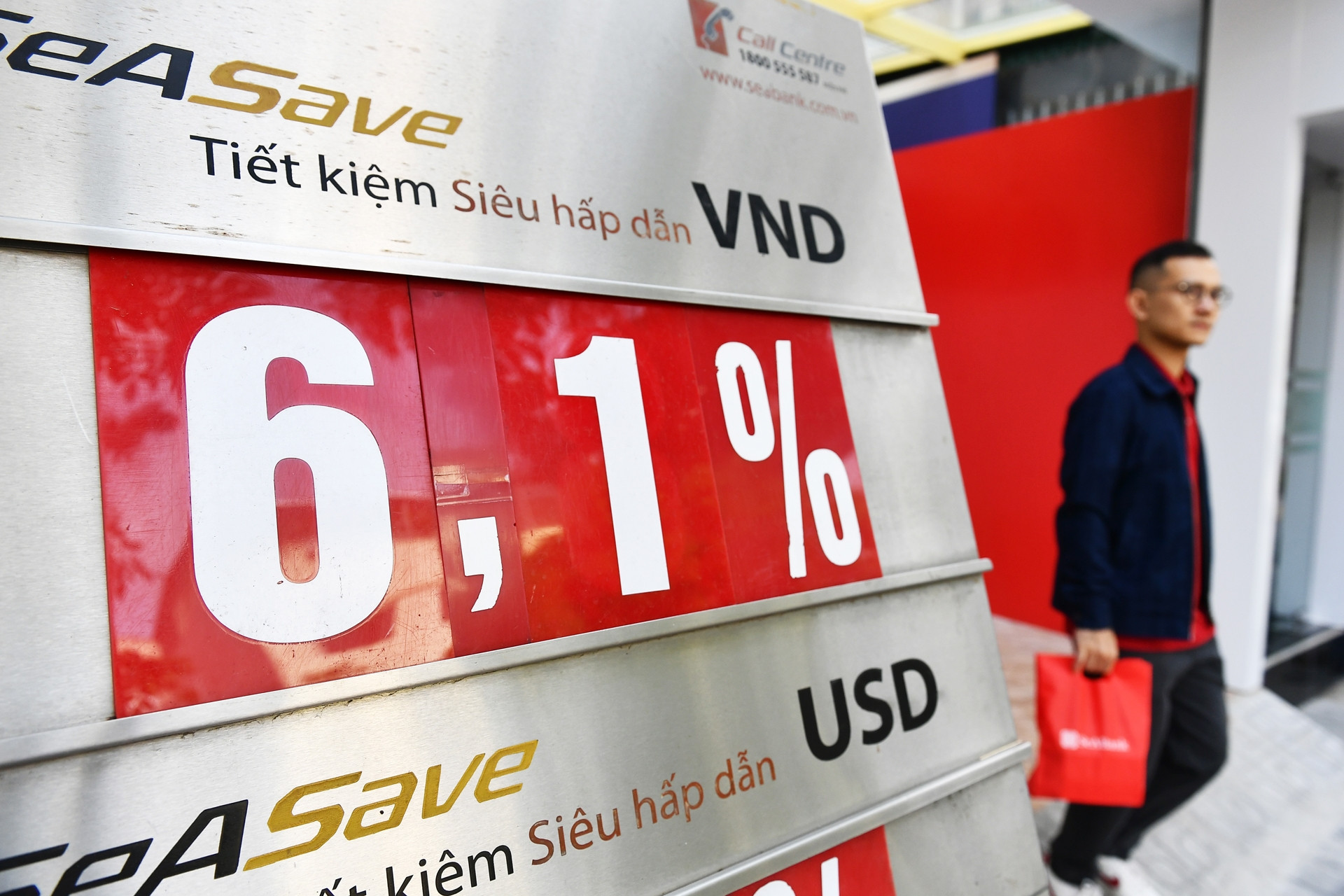 Lãi suất ngân hàng hôm nay 20/3/2025: 5 nhà băng duy trì lãi suất hấp dẫn nhất