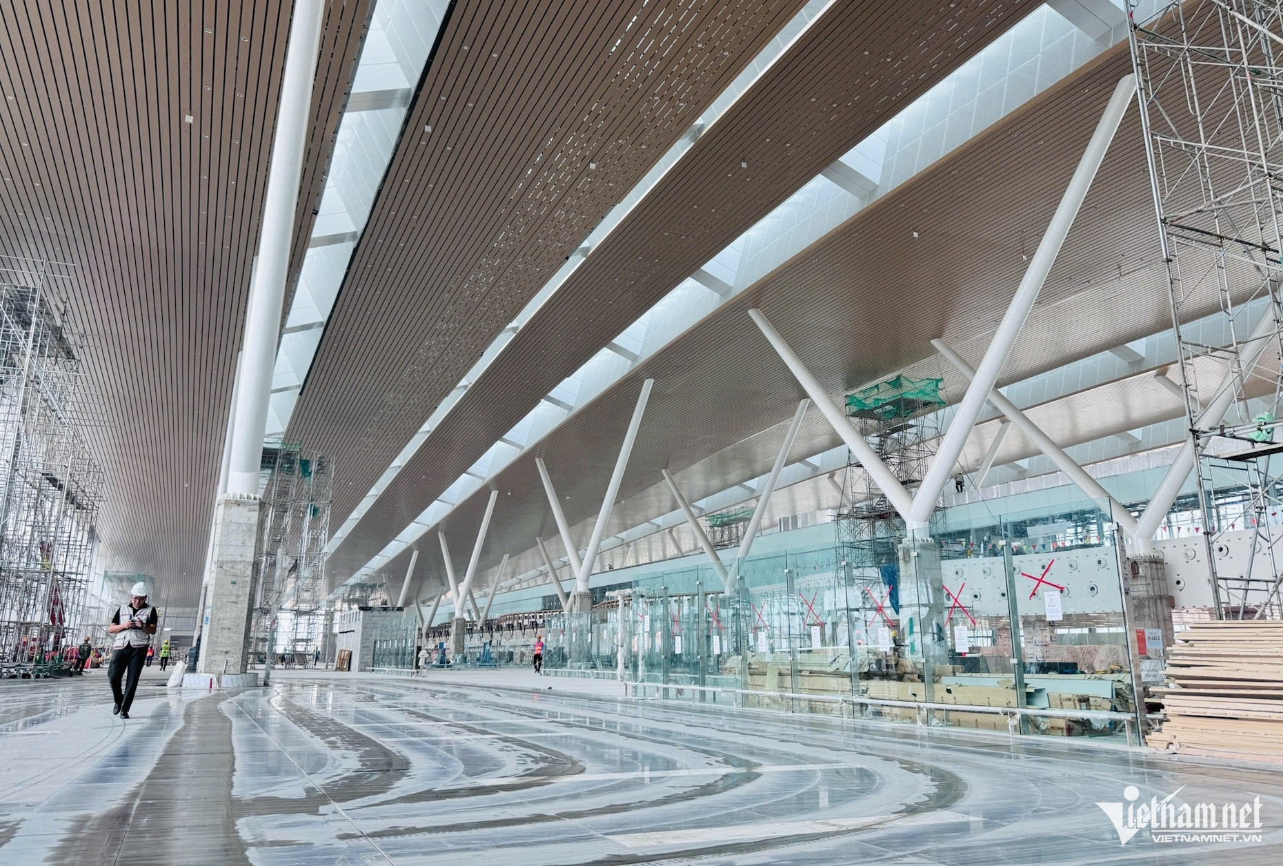 Bản tin sáng 20/3: Bứt tốc đưa ga T3 Tân Sơn Nhất về đích dịp lễ 30/4