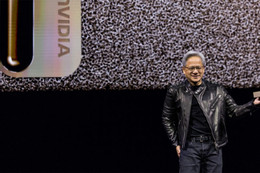 CEO Nvidia: Ngành công nghiệp AI đạt bước ngoặt, định giá 50.000 tỷ USD