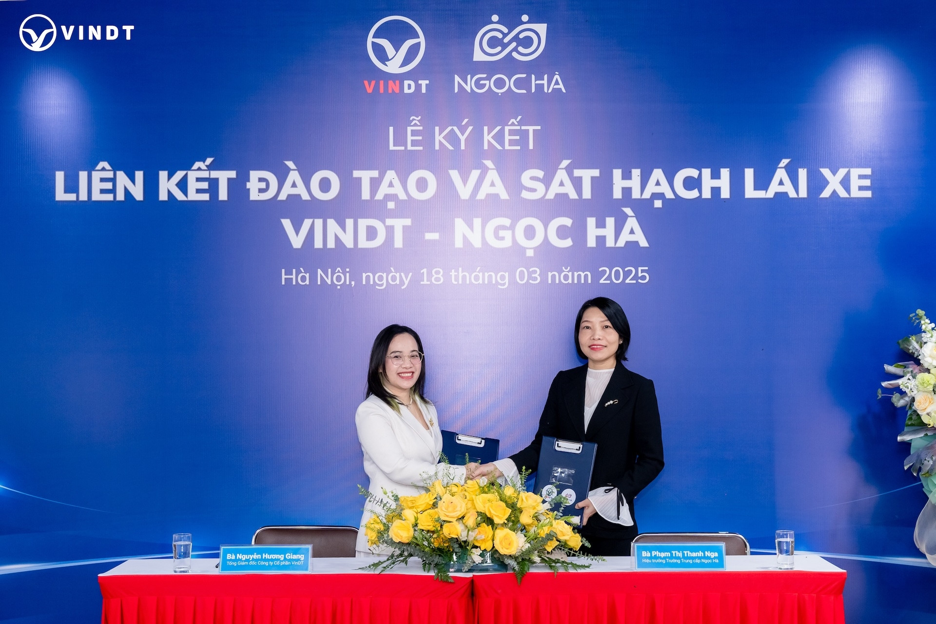 Hà Nội: VinDT và Trường trung cấp Ngọc Hà liên kết đào tạo lái xe bằng xe điện