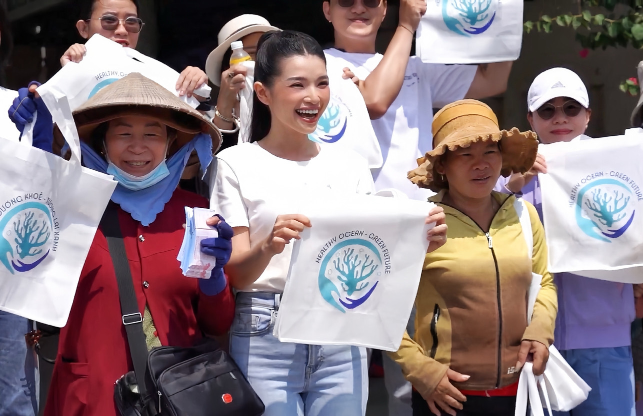 Người đẹp Nha Trang chung tay tuyên truyền bảo vệ san hô