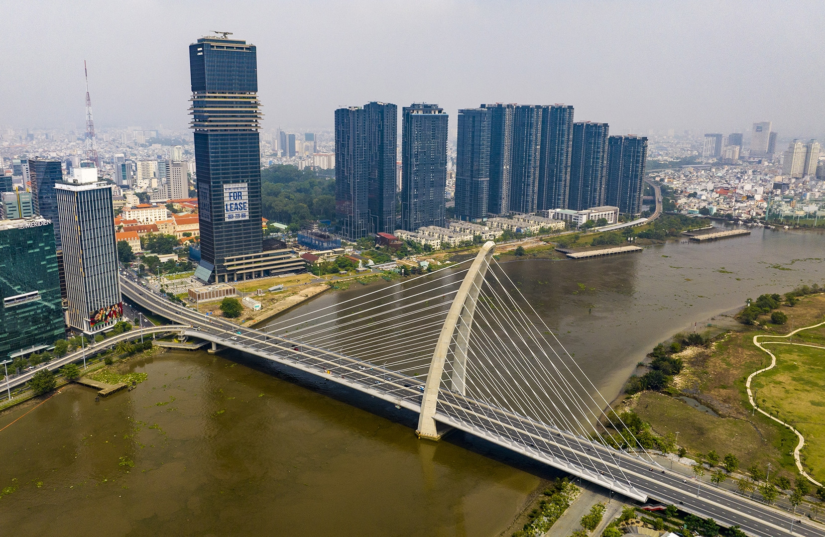 Sáp nhập tỉnh: Chọn tên để kéo cả ‘con tàu’ đi lên