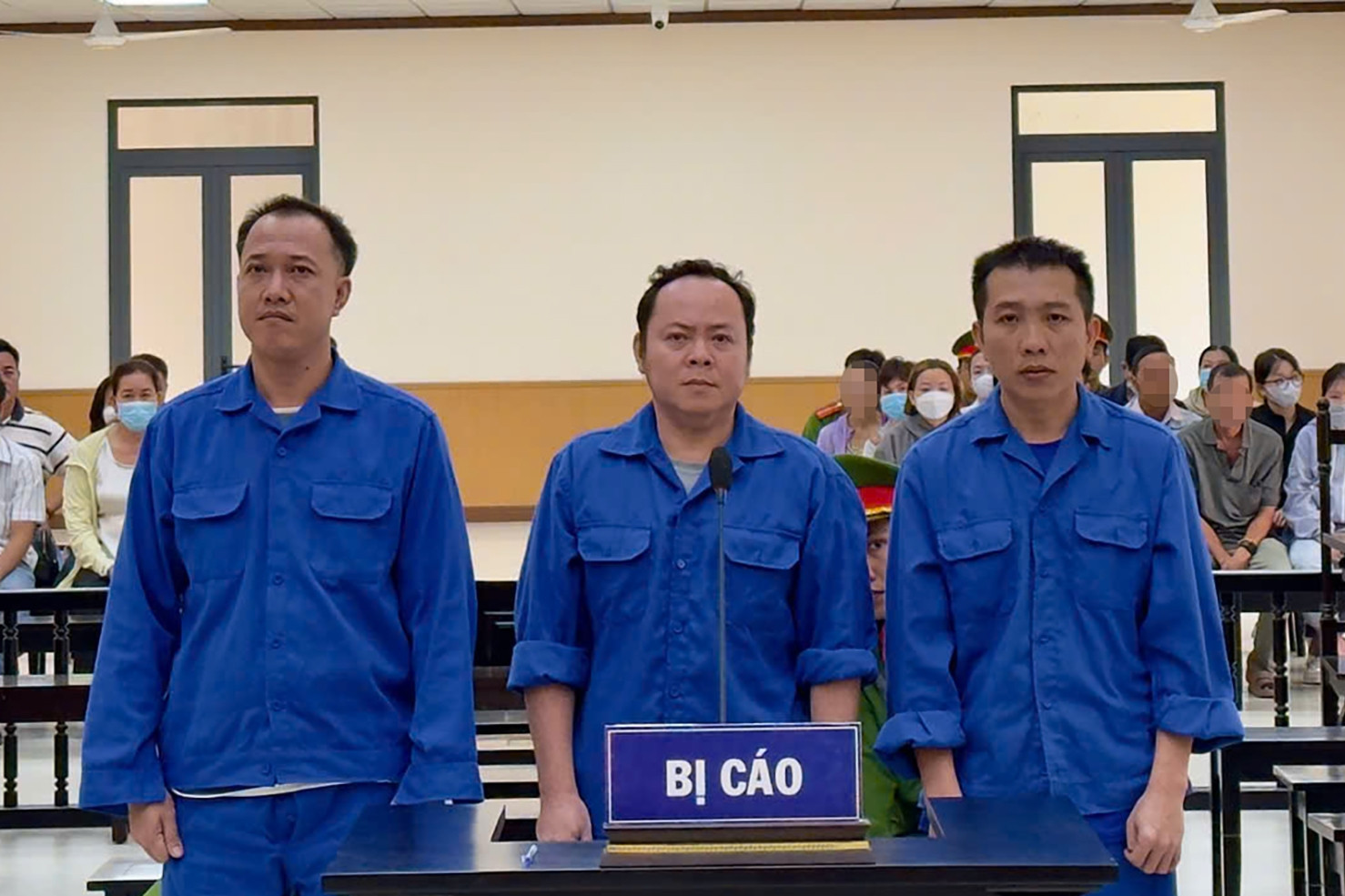 Chiêu trò nhận hối lộ hàng trăm triệu đồng của 3 cựu cảnh sát giao thông