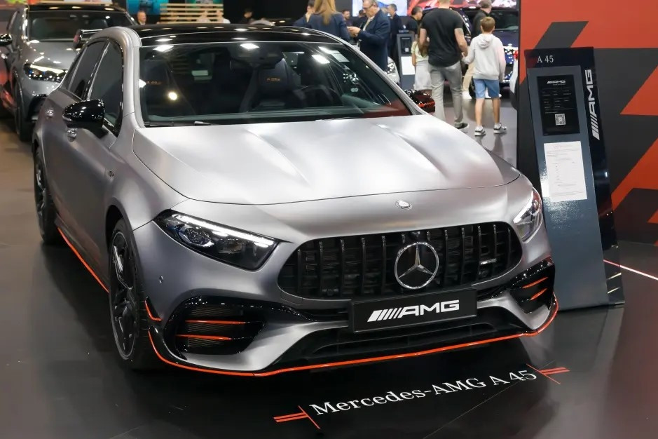 Mercedes-AMG A45 - 'tên lửa siêu thanh' bị khai tử sau 12 năm tồn tại