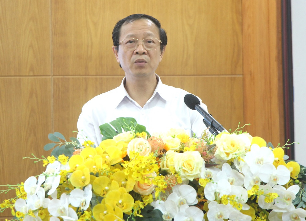 Thứ trưởng Phạm Ngọc Thưởng