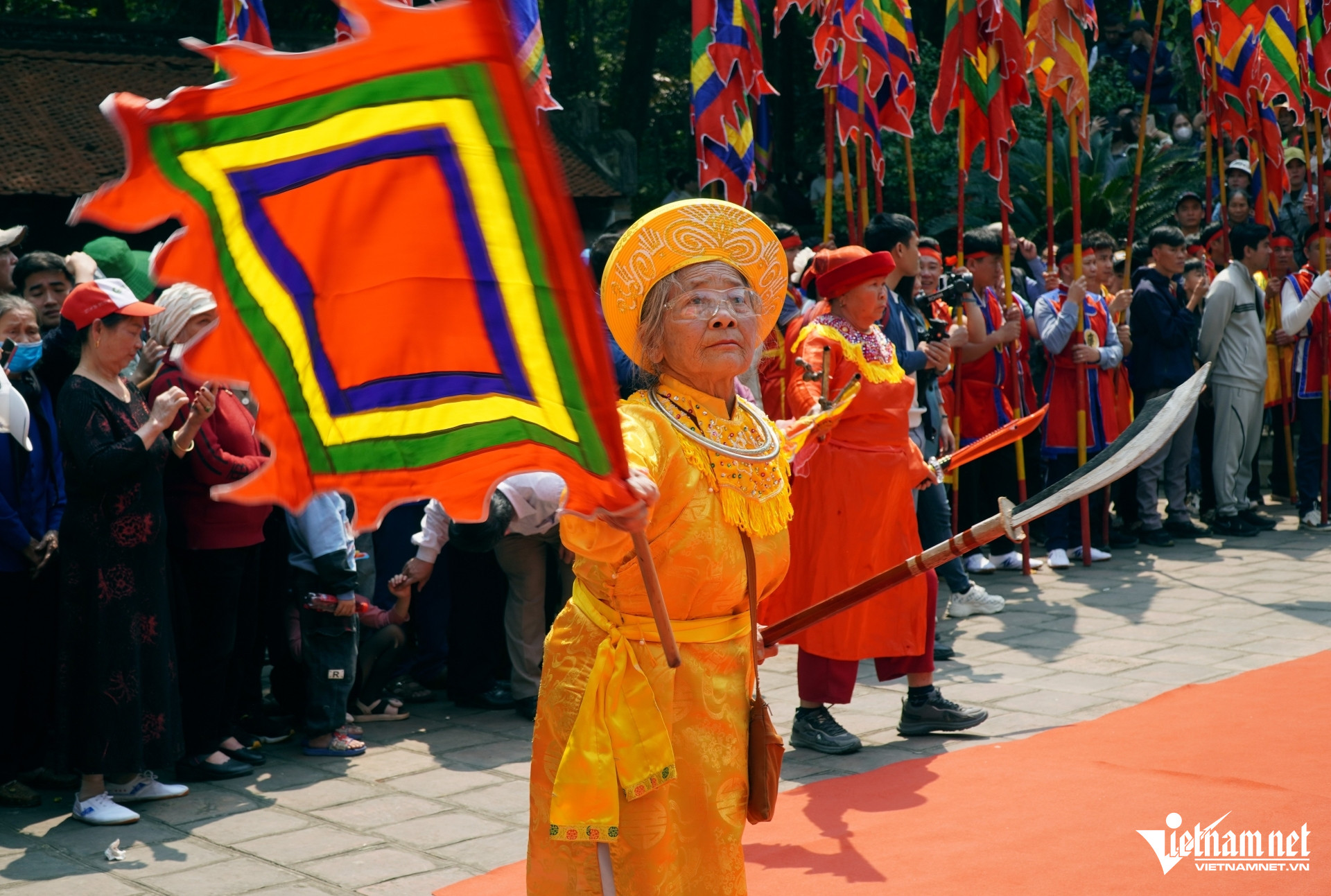 W-a4Độc đáo lễ rước kiệu.JPG.jpg