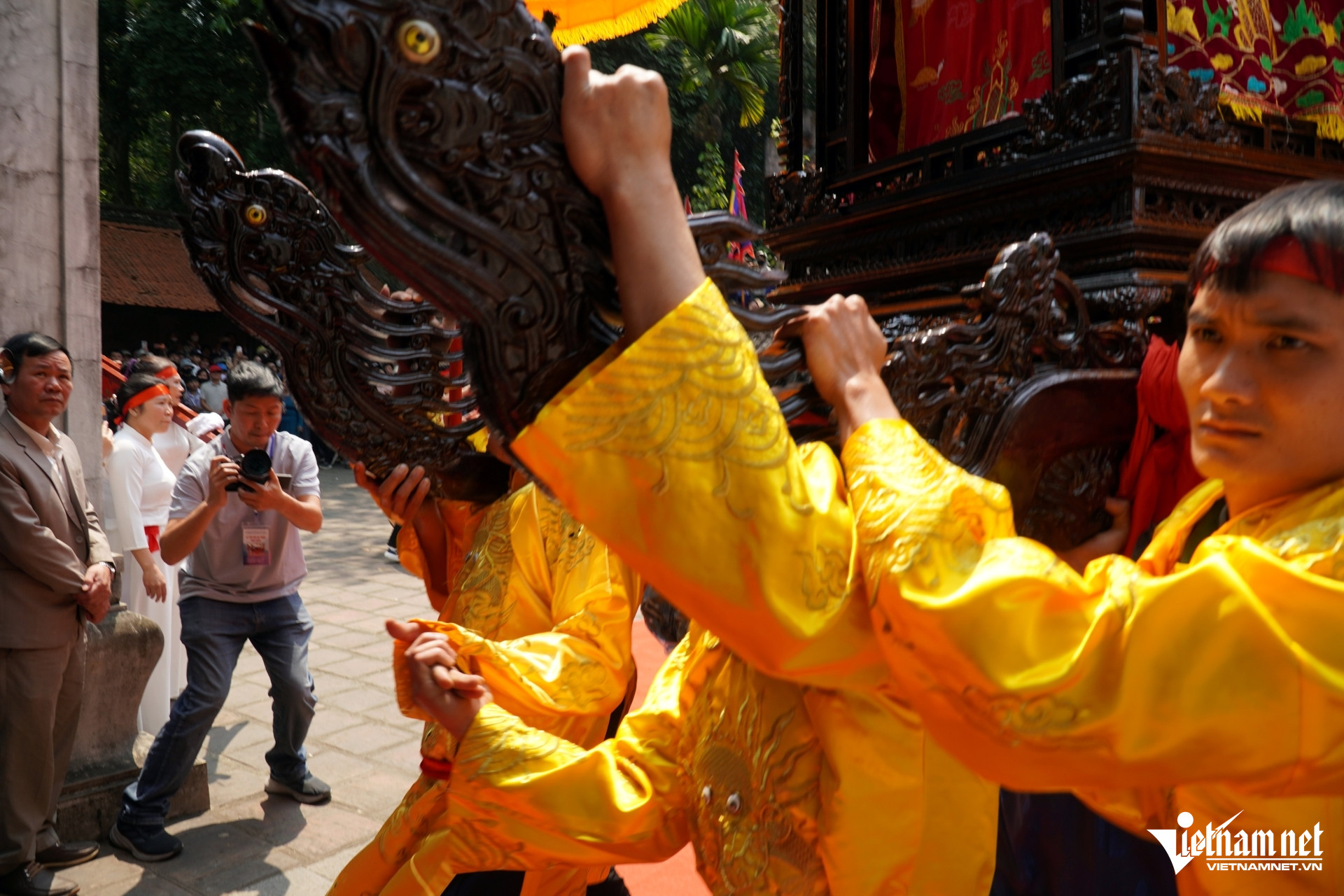 W-a6Độc đáo lễ rước kiệu.JPG.jpg