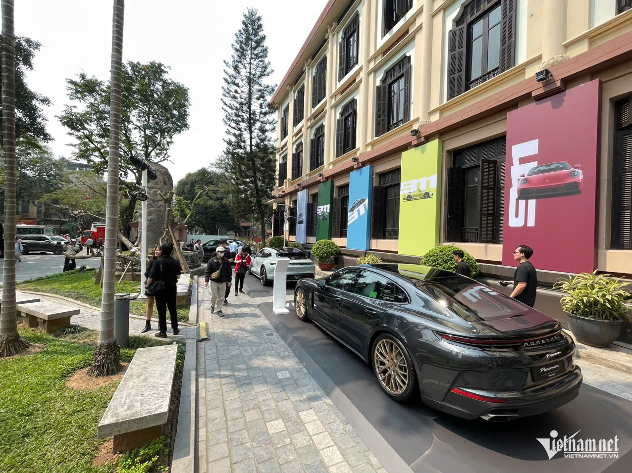 W-Porsche 911 new 9.jpg