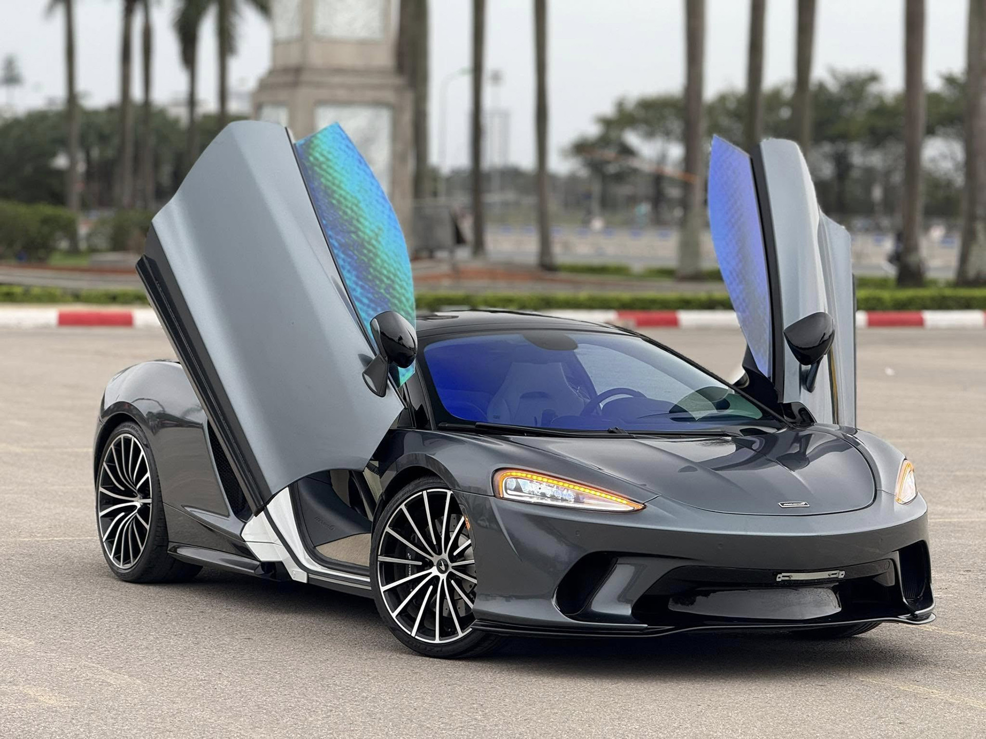 mclaren gt 10.jpg